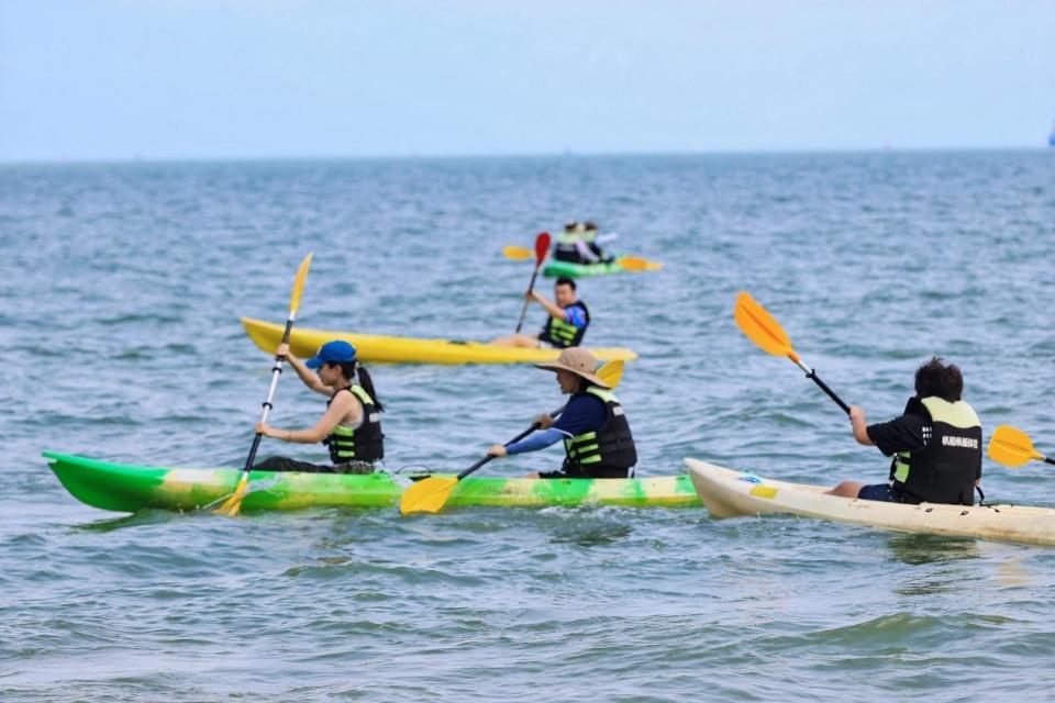 bt, 为市民游客, 日电